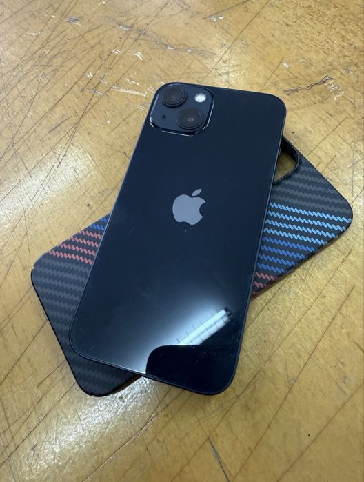 Обменяю айфон 13 на 256гб акб 87