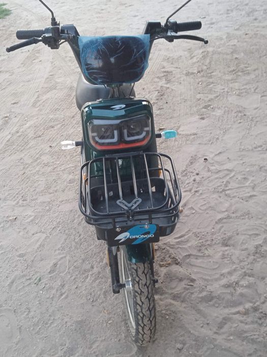 Скутер сатилади.