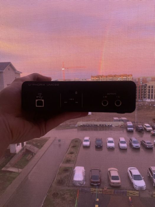 Аудиокарта Behringer UMC 22