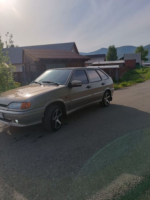 Продам отличный ваз 2114