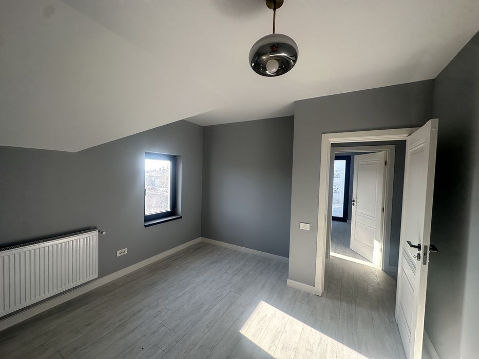 Casa nouă de Vanzare