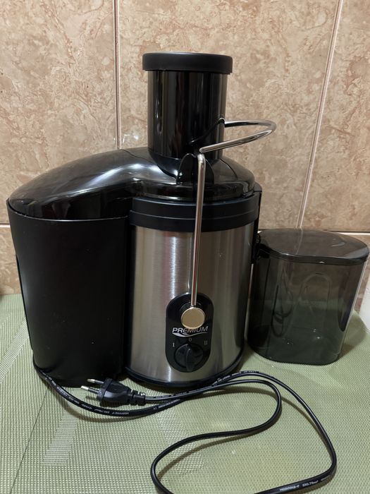 Storcator de fructe si legume nou in cutie