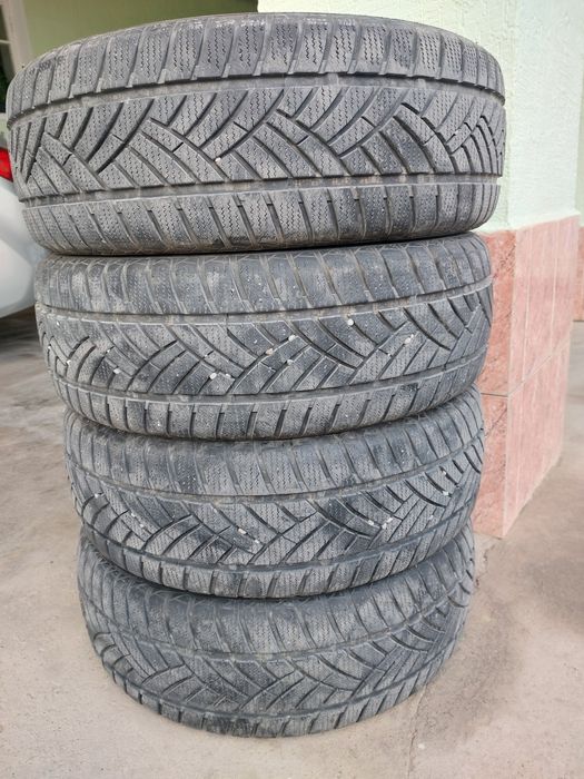 Зимние шины в комплекте