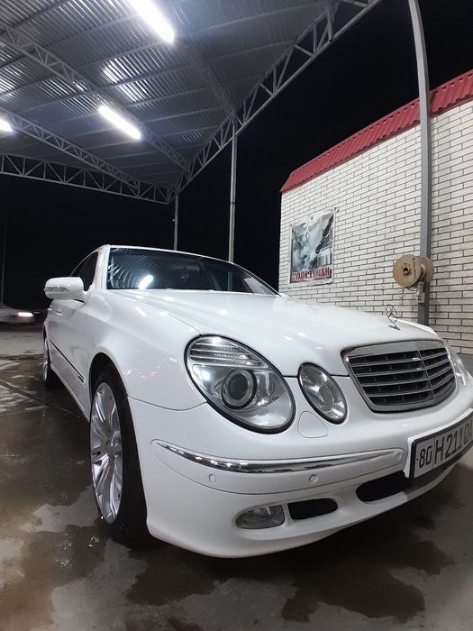 Srochno! Mercedes Benz W211 E240
