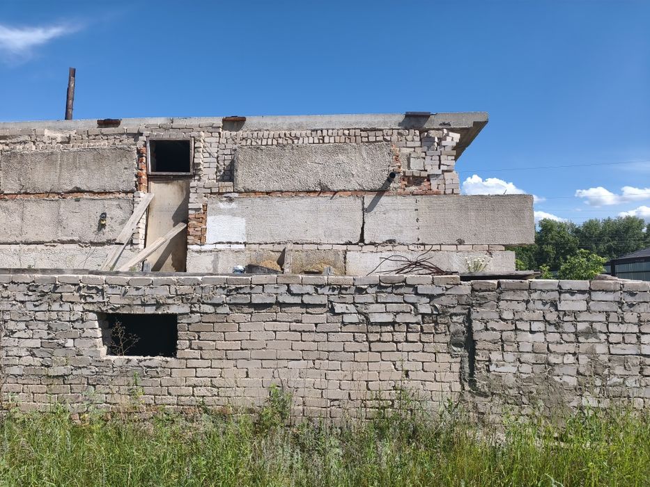 На разбор здание