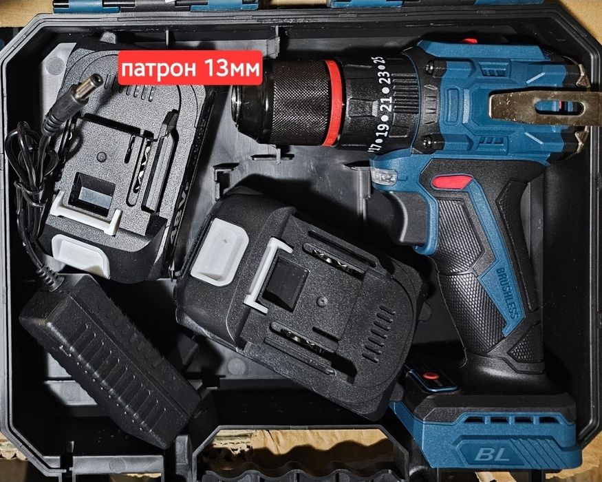 Шуруповерт безщеточный c 2аккумуляторами