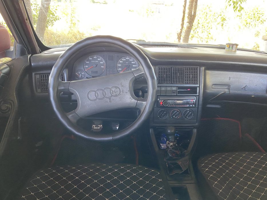 Продам Ауди 80 б3 срочно