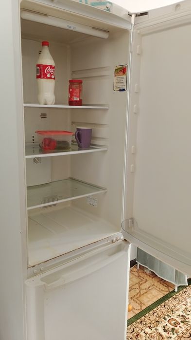 Холодильник рабочий