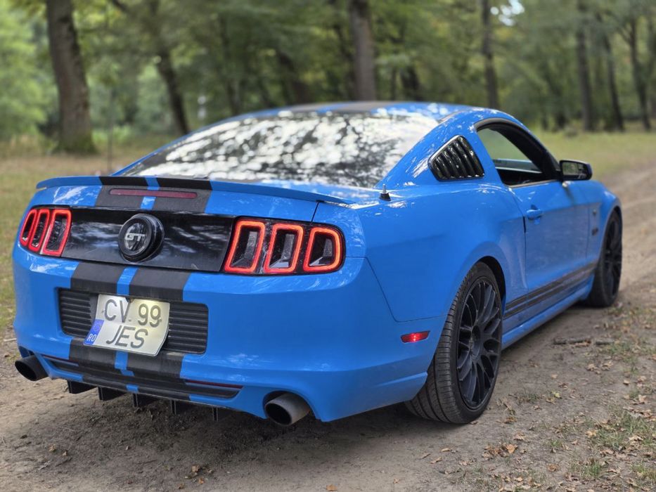 Ford Mustang ROUSH