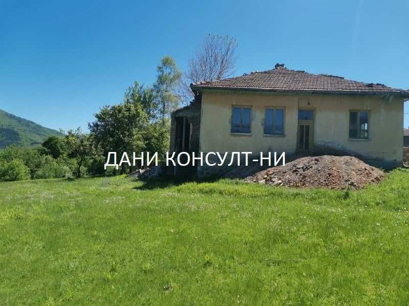 Продава се Къща в Велико Търново, Акация - 200 кв.м за 184 €/кв.м - Снимка #2