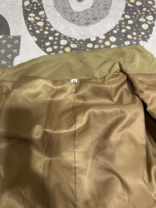 Куртка новая, стильная