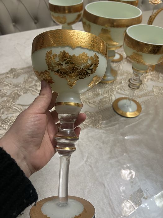 Богема сотилади.