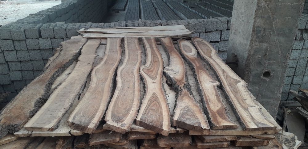 Чорни потолок гарбил есть 850000.Сум