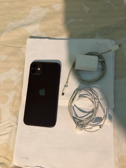Vand iphone 11 ca nou liber de retea