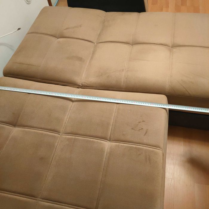 Разтегателен диван с лежанка