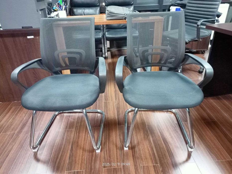 Продам кресла офисные