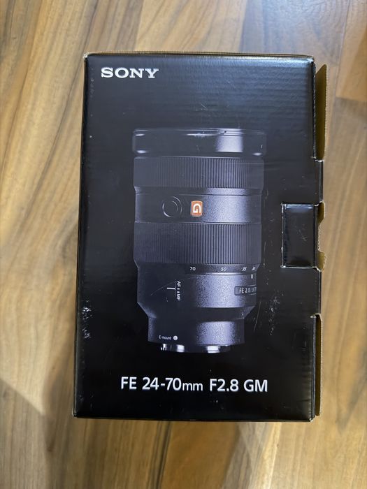 Sony Alpha 7R V Full Frame Mirorless + Sony G Master FE 24-70mm F2.8GM