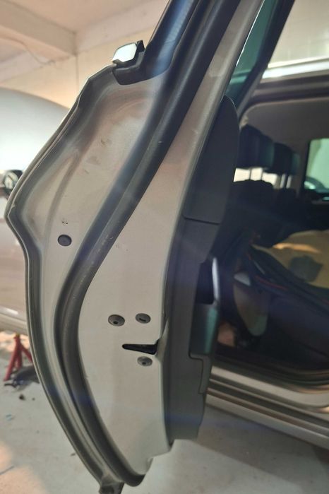 Usa stanga spate  VW PASSAT  B8 goala