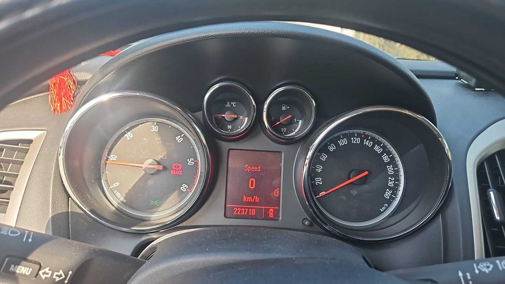 OPEL ASTRA 1.7 CDTI _2011_223.000KM