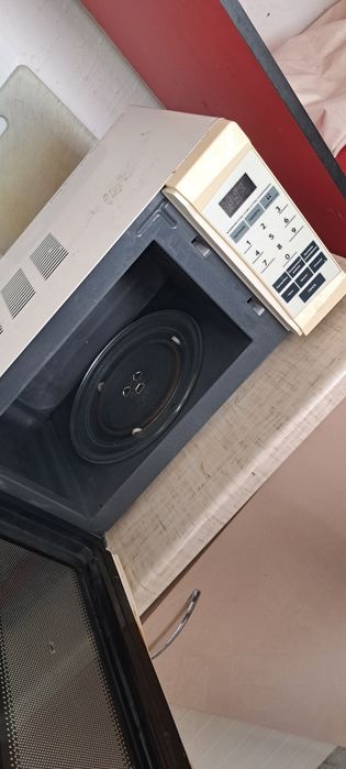 Микроволновая печь буу