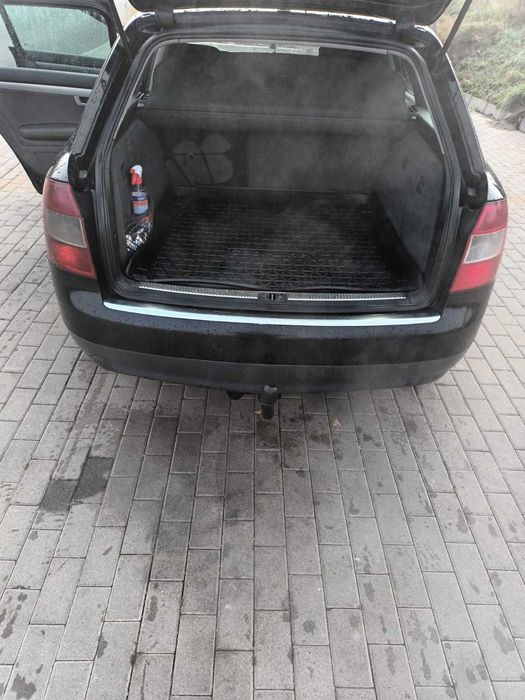 AUDI A4 2002 — imagine 4