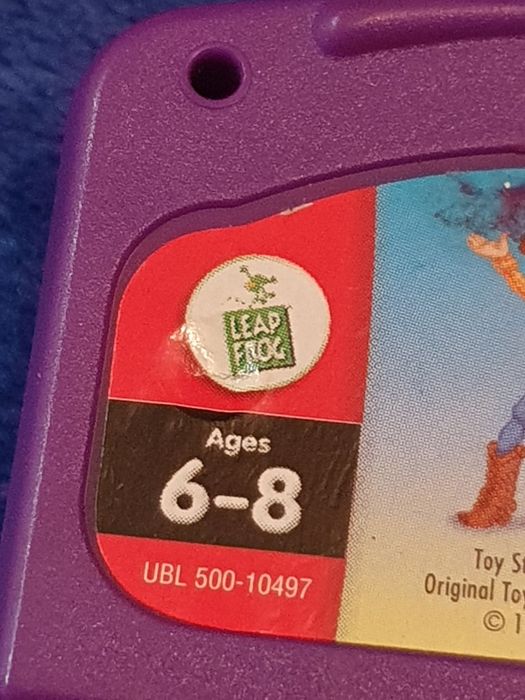 Vând jocuri consola leap pad