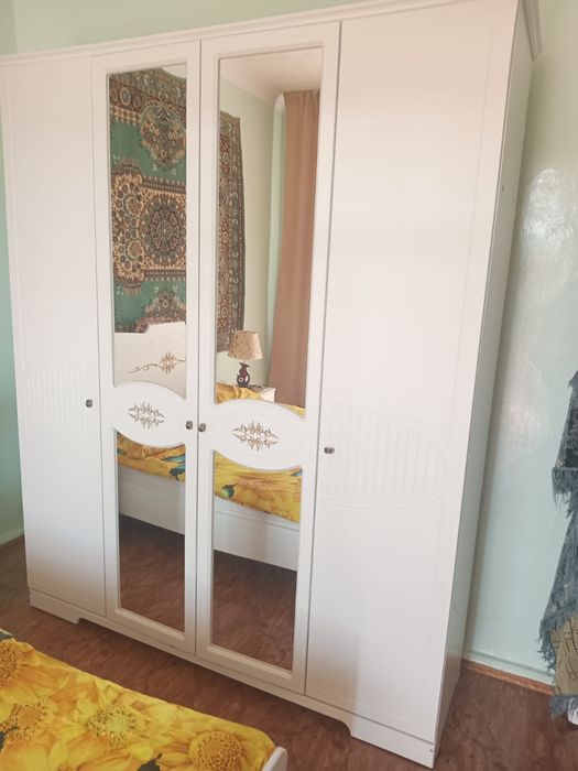 Спальный  гарнитур с матрасом