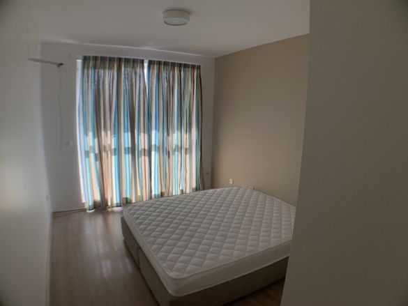 Дава се под наем Двустаен апартамент в София, Красно село - 64 кв.м за 423.81 € - Снимка #1