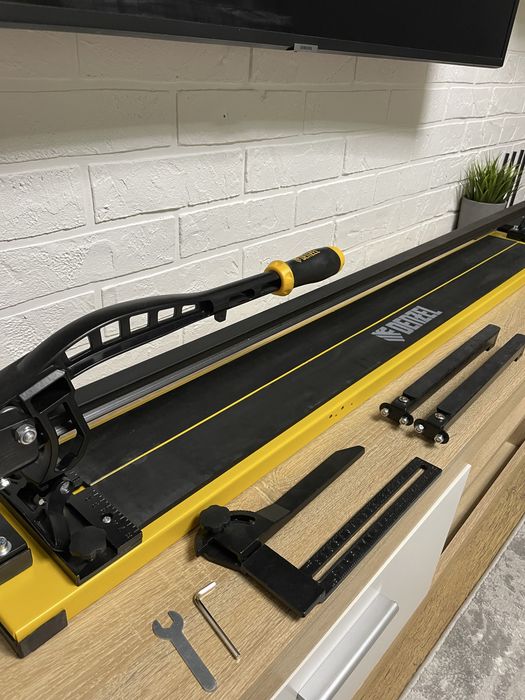 Плиткорез роликовый denzel 1200