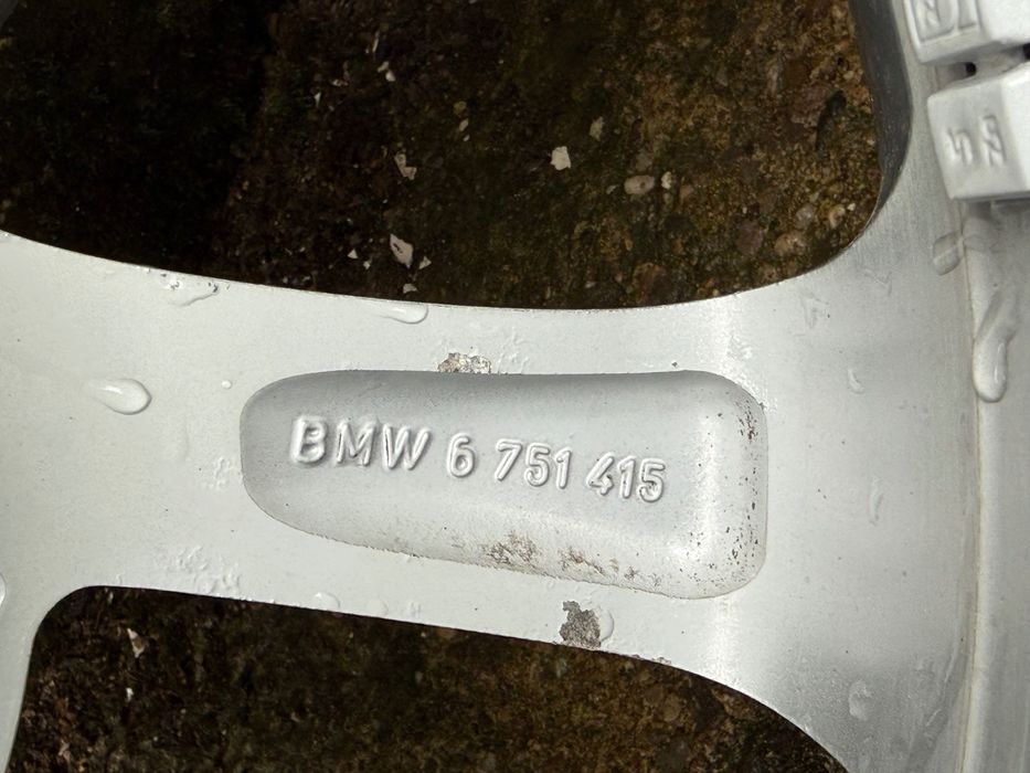 4бр.BMW 17 джанти с нови зимни гуми