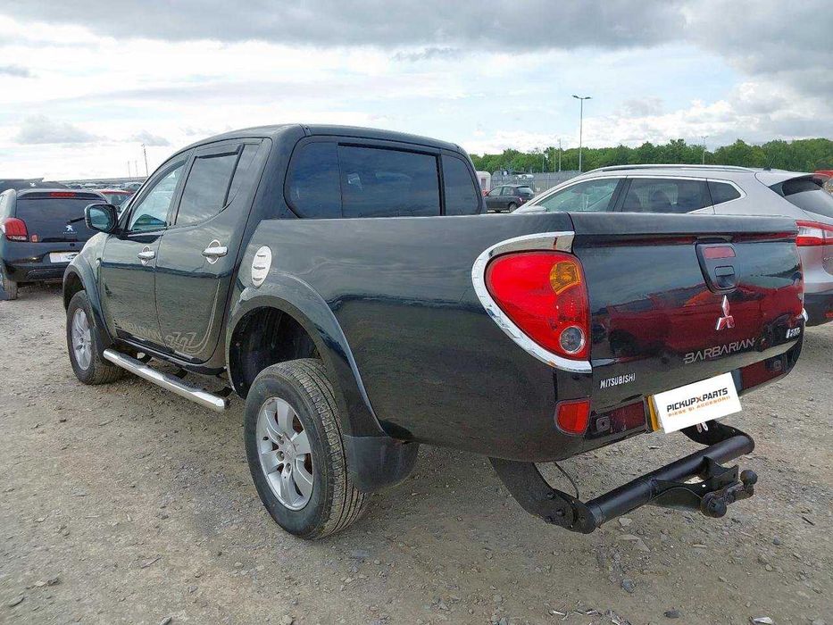 Dezmembrez Mitsubishi L200 2.5 Diesel 2010