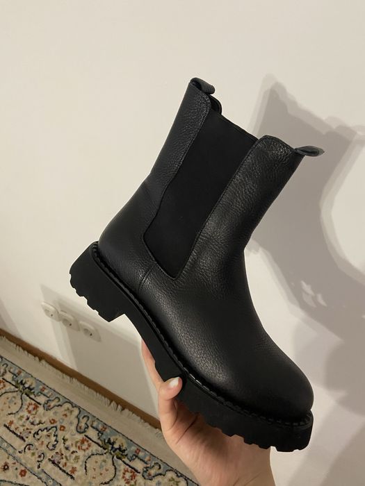 Продам зимние челси Турция