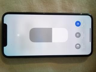 Телефон айфон 11 про