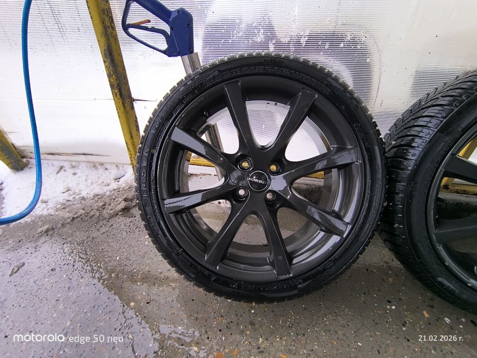 Джанти Borbet 4х100 17 цола с гуми 205 45 17