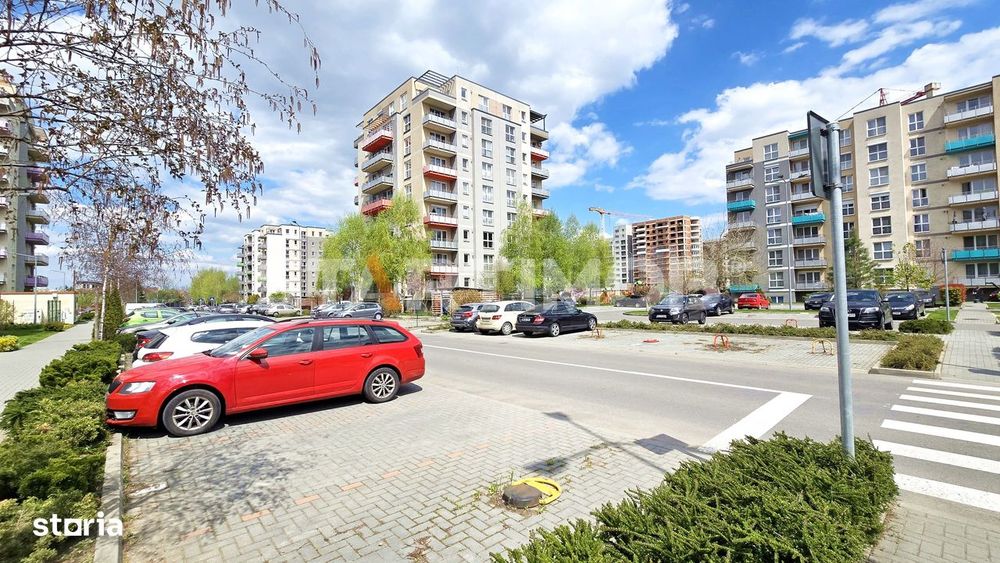 Apartament cu boxa si parcare zona Coresi — fotografia 1