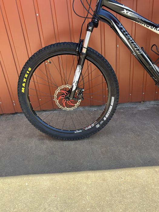 Bicicleta  full suspension specialized