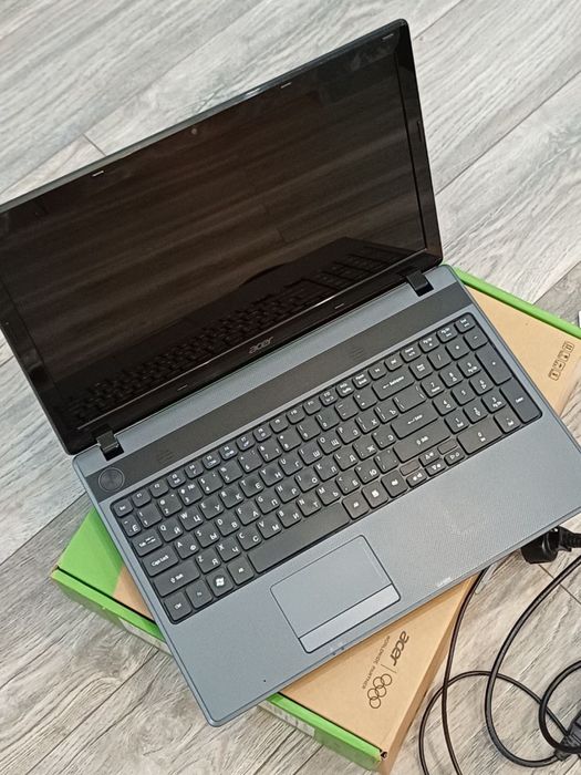 Продам ноутбук Acer 5349 улучшенной комплектации i3(2,3GHz),8Gb,480Gb