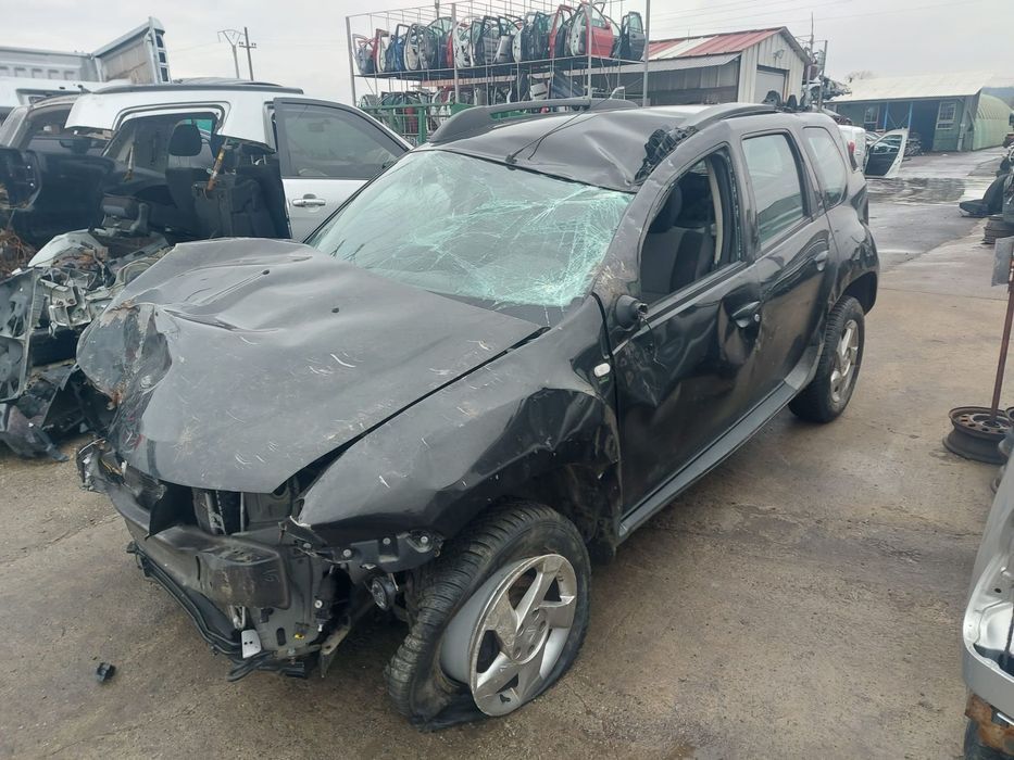 Dezmembram Dacia Duster, 1.6 benzina, 4x4, an 2012