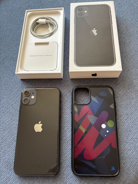 iPhone 11, без забележки и с протектори