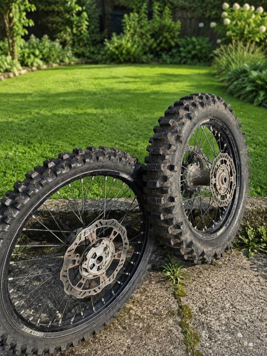 vand roti KTM sixdays in stare foarte buna