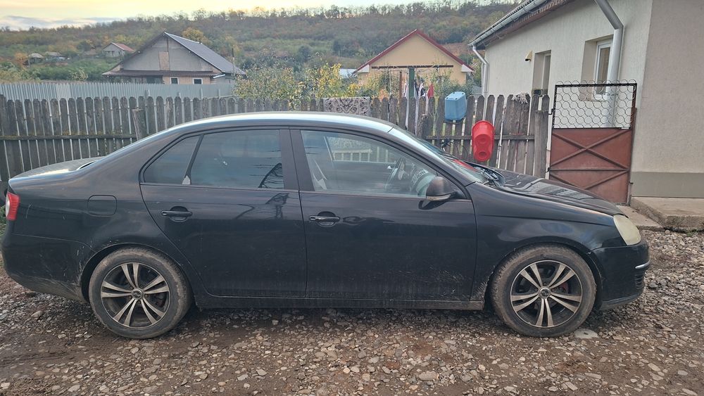 Vând   vw  jetta