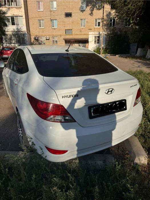 Легковой автомобиль