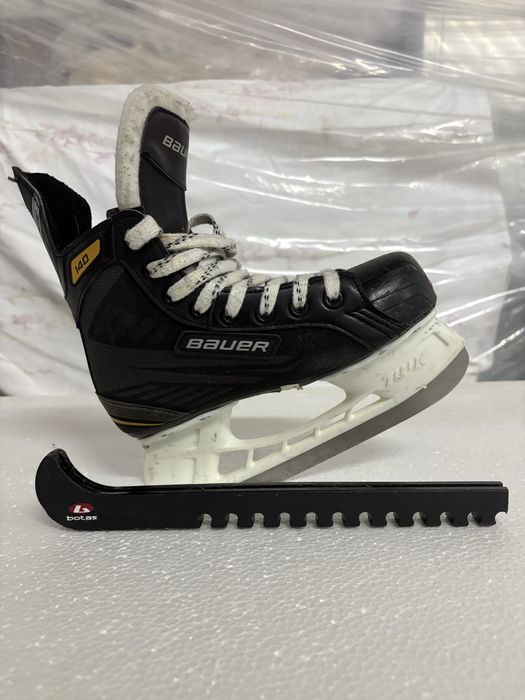 Коньки детские Bauer размер 35