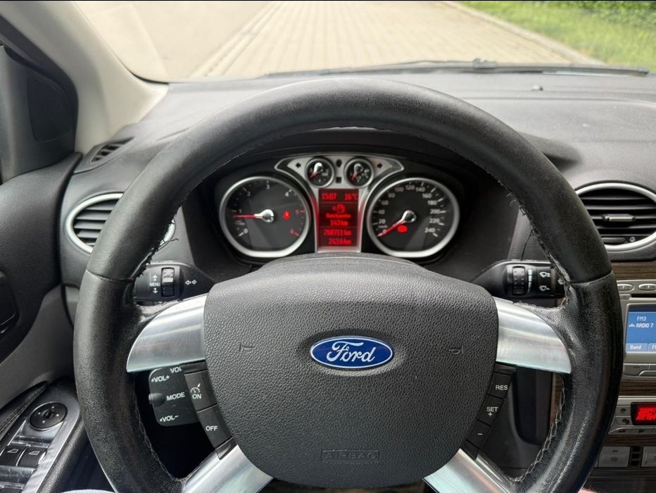 FORD Focus 2009 — imagine 5