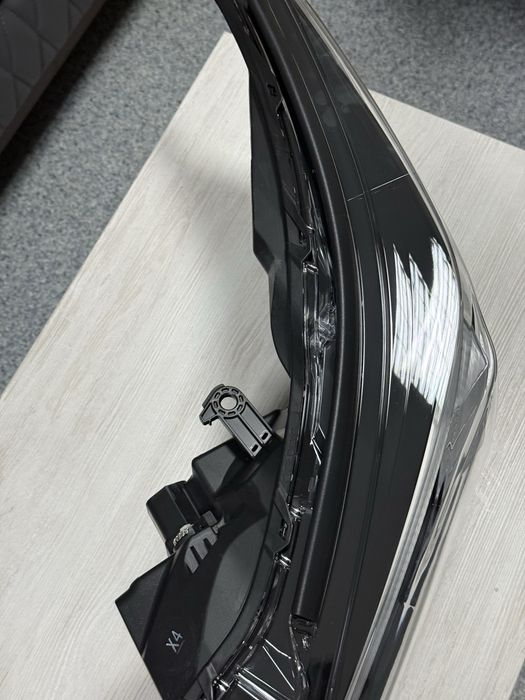 Фара левая оригинал