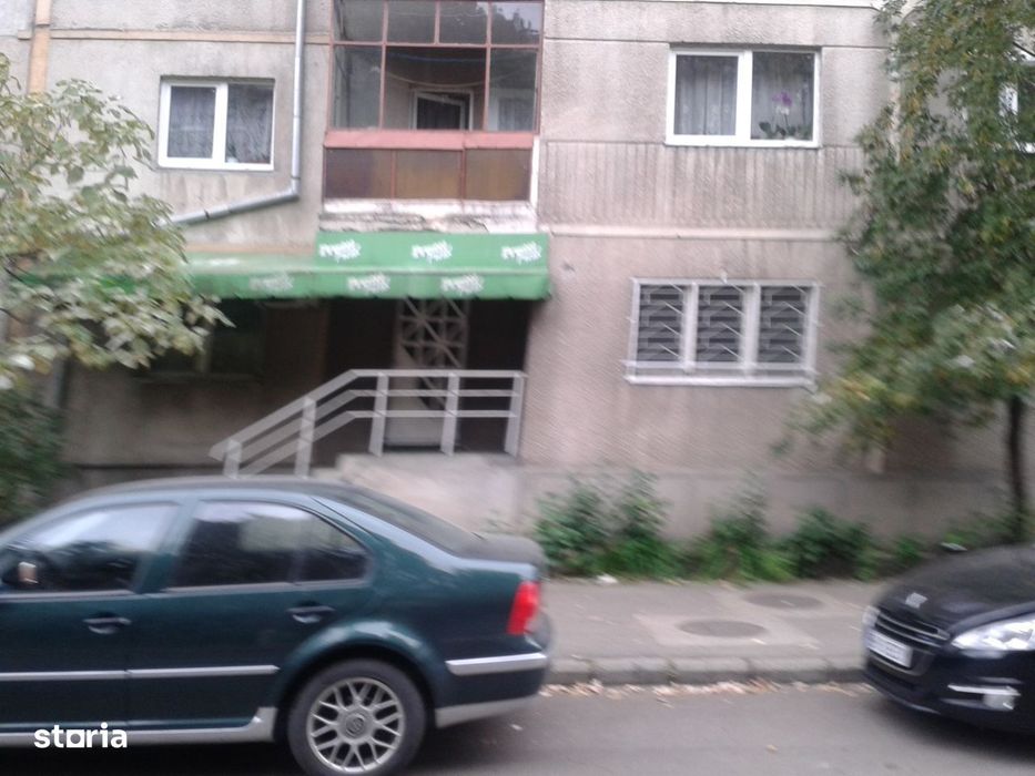 De vânzare Apartament -spatiu comercial str. Constantin Noica Oradea — fotografia 1