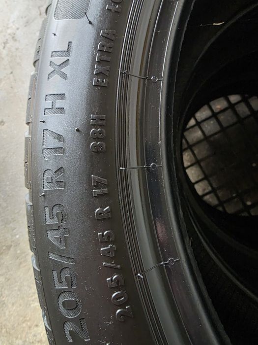 Set 4 cauciucuri vara 205/45R17 noi Continental