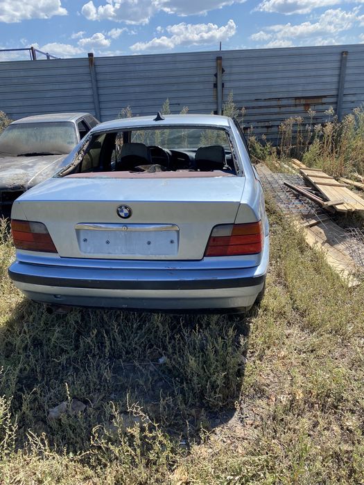 Бмв 318 по запчастям !