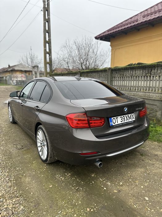 Vand BMW F30 an 2012 motor 2.0 automat 184 cp 3 BUTOANE