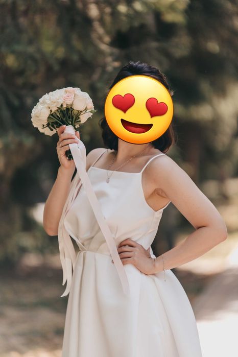 Продам платье (цвет айвори)